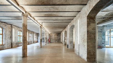 Der unabhängige Immobilieninvestor und -entwickler Aventos bezog zum September 2024 das Königliche Hofbaudepot in Berlin, ein historisches Industriedenkmal in Mitte. Es diente bis zum Zweiten Weltkrieg als Baumaterialarchiv für plastische Bildwerke. 