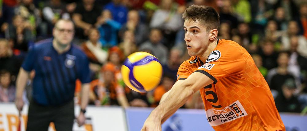 Moritz Reichert kehrt zu den BR Volleys zurück.