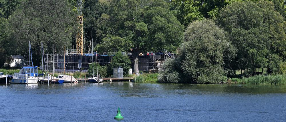Die Baustelle für das neue Strandbad Babelsberg.