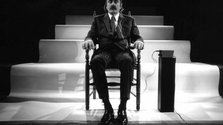 Alvin Lucier: Music for Solo Performer, Foto: Phil Makanna