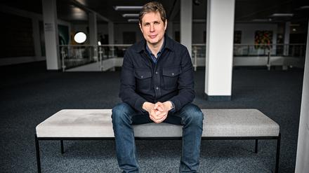 Daniel Kehlmann hat mit „Tyll“ 2017 einen Bestseller geschrieben. Daniel Kahn adaptiert diesen jetzt für die Bühne.