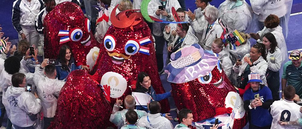 Die Paralympischen Spiele in Paris sind vorbei. Die Stadt verabschiedet sich mit einer großen Party im Stade de France von den Athletinnen und Athleten.