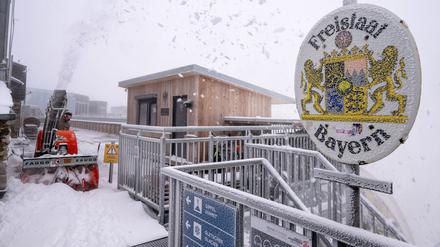 Das ist er - September-Neuschnee auf der Zugspitze. 