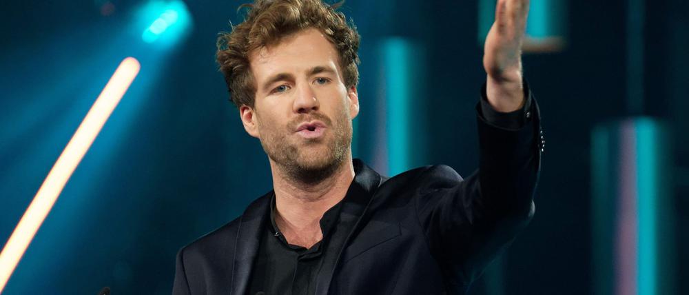 Nach mehreren Show-Absagen wegen seiner verunglimpfenden Aussagen über Behinderte will Comedian Luke Mockridge wieder auf die Bühne (Archiv-Foto).