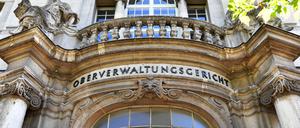 Blick auf die Fassade des Oberverwaltungsgerichtes in Berlin.