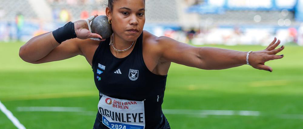 Kugelstoß-Olympiasiegerin Yemisi Ogunleye wurde beim Diamond-League-Meeting in Brüssel Dritte.