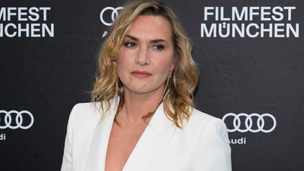 Die Schauspielerin Kate Winslet ist derzeit mit ihrem neuen Film „Die Fotografin“ im Kino zu sehen.