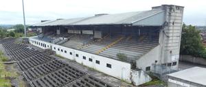 Der marode Casement Park in Belfast müsste aufwendig saniert werden.