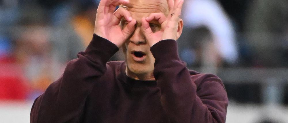Sucht nach Lösungen: Schalkes angeschlagener Coach Geraerts.