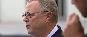 Die Privatautos der Familie von Michael Stübgen sind in Finsterwalde angegriffen worden.