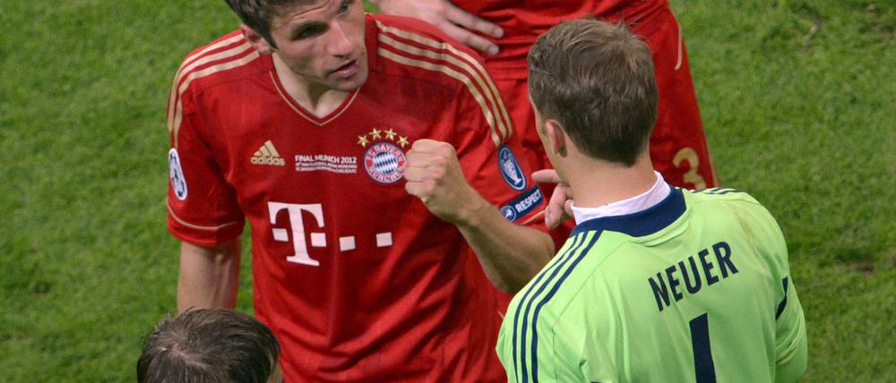 Thomas Müller (l) und Manuel Neuer beim Finale dahoam 2012.