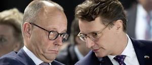 Der CDU-Vorsitzende Friedrich Merz erhält die Unterstützung des NRW-Ministerpräsidenten Hendrik Wüst.  