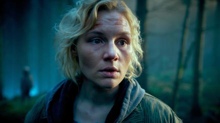 Lara (Rosalie Thomass) nimmt es bei der Suche nach ihrer vermissten Nichte mit jedem Gegner auf.  