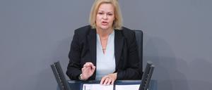 Bundesministerin des Innern und für Heimat Nancy Faeser hält eine Rede zum Sicherheitspaket.