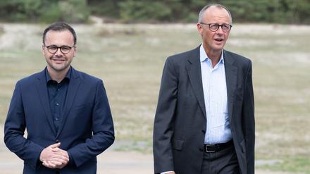 Die Aussichten für den Brandenburger CDU-Spitzenkandidaten Jan Redmann sind Umfragen zufolge schlecht - Kanzlerkandidat Friedrich Merz hat kein Interesse, mit einer Wahlschlappe in Verbindung gebracht zu werden.
