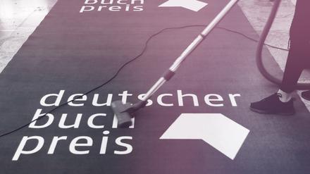 Mitte Oktober wird der Deutsche Buchpreis vergeben. Der Preis bewegt seit 20 Jahren die Gemüter.