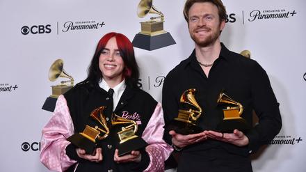 Billie Eilish und ihr Bruder Finneas arbeiten zusammen an ihrer Musik – nun haben beide auch eine gemeinsame Wahlempfehlung für Kamala Harris abgegeben.