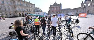 Zum Auftakt der Arbeit am neuen Radverkehrskonzept für Potsdam gab es am Dienstag zwei Planungsradtouren zu Problemstellen für den Radverkehr.
