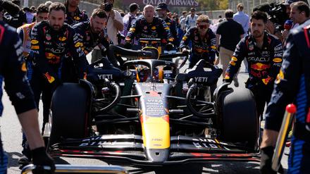 Max Verstappens Vorsprung in der WM schmilzt - deshalb verzichtet Red Bull jetzt auf einen geplanten Sonderlack.