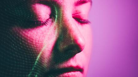 Das Startup „Center for Feminist Artificial Intelligence“ will KI-Programme sicherer und diskriminierungsfrei machen.