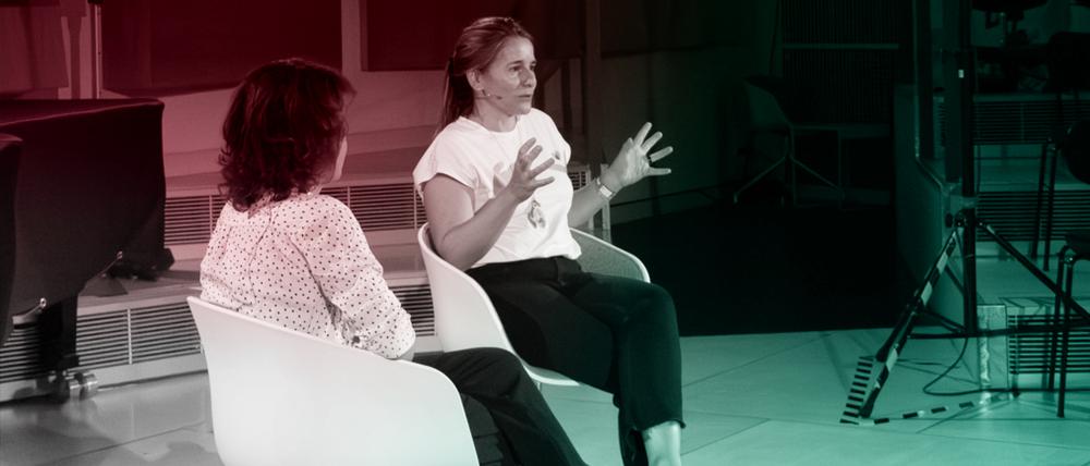 Mandy Mangler und Esther Kogelboom beim „House of Podcast“-Festival vom RBB.