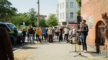Die Initiative Tramdepot demonstriert für die Öffnung des Depots in der Belziger Straße zum soziokulturellen Zentrum.