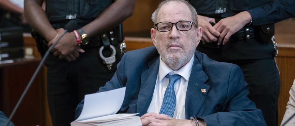 Harvey Weinstein weist Vorwürfe eines sexuellen Vergehens zurück.