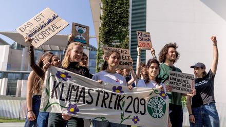 Wollen am Freitag in mehr als 100 Orten auf die Straße gehen: Klimaschützer von Fridays for Future. 