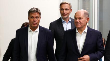 Bundeswirtschaftsminister Robert Habeck, Finanzminister Christian Lindner und Bundeskanzler Olaf Scholz beim Startup Germany Summit in Berlin am Dienstag.