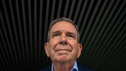 Der venezolanische oppositionelle Präsidentschaftskandidat der Partei Plataforma Unitaria Democratica, Edmundo González Urrutia. Er war gegen die Wiederwahl des amtierenden venezolanischen Präsidenten am 28. Juli angetreten, floh am 9. September ins spanische Exil und schwor, den „Kampf“ für Freiheit und Demokratie fortzusetzen. González Urrutia kam in Madrid an, nachdem er sich wochenlang in dem krisengeschüttelten südamerikanischen Land versteckt hatte.