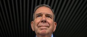 Der venezolanische oppositionelle Präsidentschaftskandidat der Partei Plataforma Unitaria Democratica, Edmundo González Urrutia. Er war gegen die Wiederwahl des amtierenden venezolanischen Präsidenten am 28. Juli angetreten, floh am 9. September ins spanische Exil und schwor, den „Kampf“ für Freiheit und Demokratie fortzusetzen. González Urrutia kam in Madrid an, nachdem er sich wochenlang in dem krisengeschüttelten südamerikanischen Land versteckt hatte.