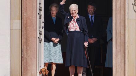 Die dänische Königin Margrethe ist nach einem Sturz im Krankenhaus (Archivbid). 