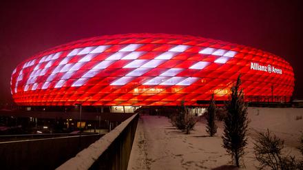 Nach seinem Tod prangte sein Name auf dem Stadion - nun soll der Platz davor heißen wie er. 