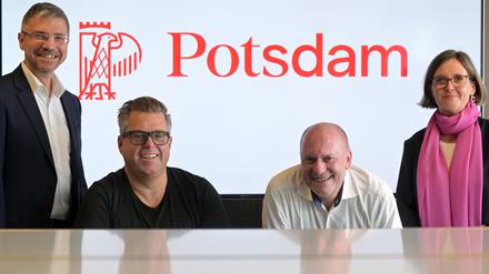 Präsentation des neuen Stadtlogos für Potsdam mit Oberbürgermeister Mike Schubert (SPD).