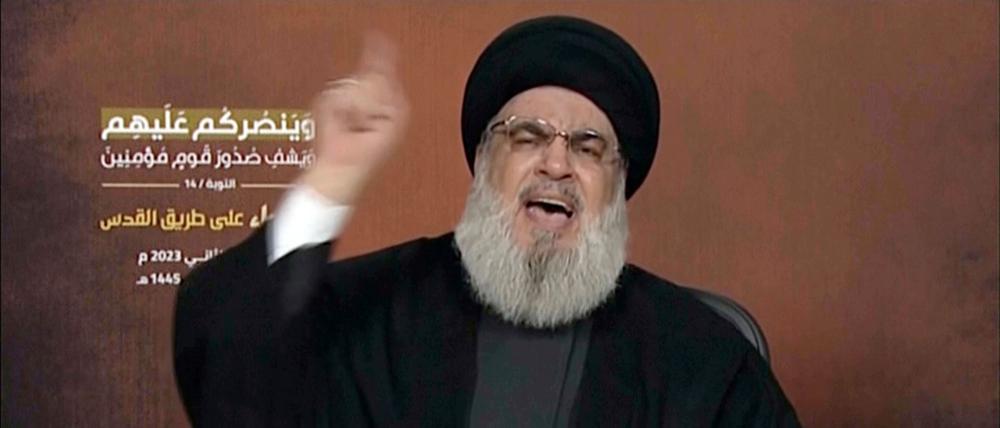 Hisbolllah-Führer Hassan Nasrallah spricht über eine Videoverbindung während einer Kundgebung in Beirut.