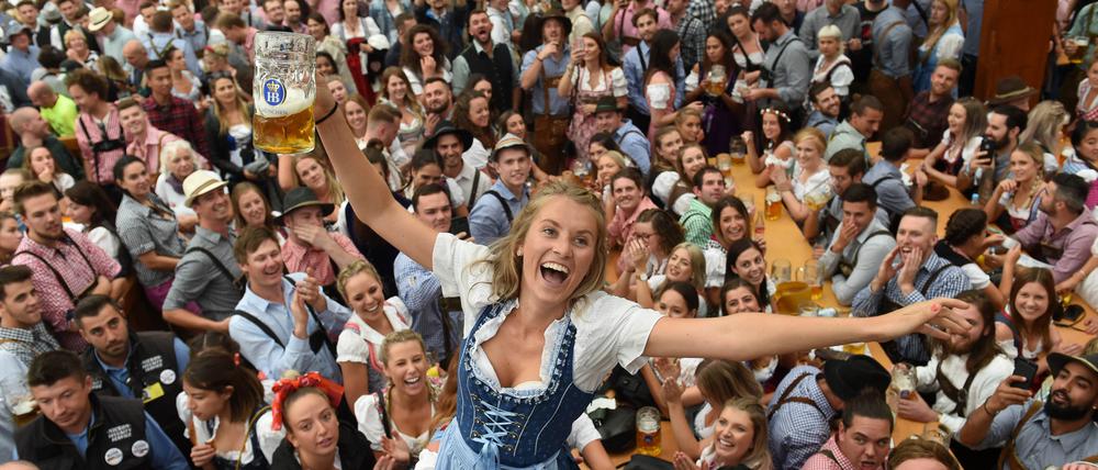 Millionen Besucher werden bis 6. Oktober zur Wiesn erwartet, die als größtes Volksfest der Welt gilt. 