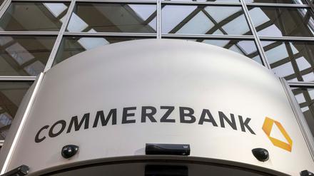 Hessens Ministerpräsident Rhein zeigt sich "irritiert" über Verkauf der Commerzbank-Anteile (Archivbild).