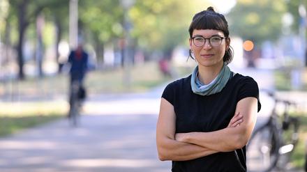 Potsdamerin Kerstin Lopau verklagt die Bundesregierung in Karlsruhe.