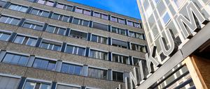 Das Klinikum „Ernst von Bergmann“ benötigt dringend einen Neubau, steht aber erst am Beginn der Plkanung.