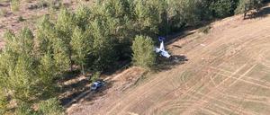 Die Ursache des Unglücks war zunächst unbekannt. Die Deutsche hatte einem Medienbericht zufolge vor einem Monat ihren ersten Alleinflug absolviert.