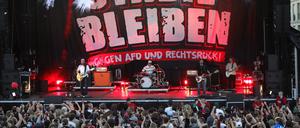 Kundgebung gegen Rechtsruck in Potsdam. Die Kampagne „Kein Bock auf Nazis“ lud am 21. September zu einer Kundgebung auf den Potsdamer Luisenplatz ein, um zusammen ein Zeichen gegen den Rechtsruck zu setzen. 