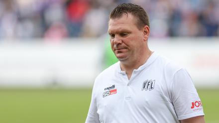 Muss gehen beim VfL. Trainer Uwe Koschinat.