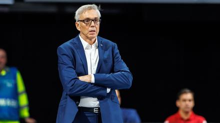 Der neue Bayern-Coach Gordon Herbert hat im zweiten Spiel die erste Niederlage kassiert.