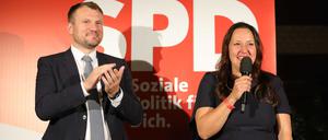 Gewinner in Potsdam. Die SPD-ler Manja Schüle und Daniel Keller holten ihre Direktmandate in Potsdam. 
