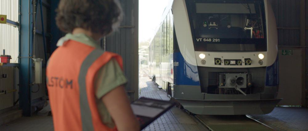 Ferngesteuerter Regionalzug der Firma Alstom