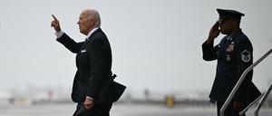 US-Präsident Joe Biden steigt am 23. September in New York aus dem Regierungsflieger. 