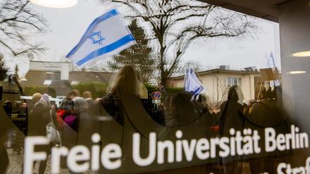 Pro-israelische Demonstration an der Freien Universität Berlin. (Archivbild) 