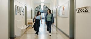 Gepflegte Gänge: Der Altbau der Königin-Luise-Stiftung ist in Top-Zustand.