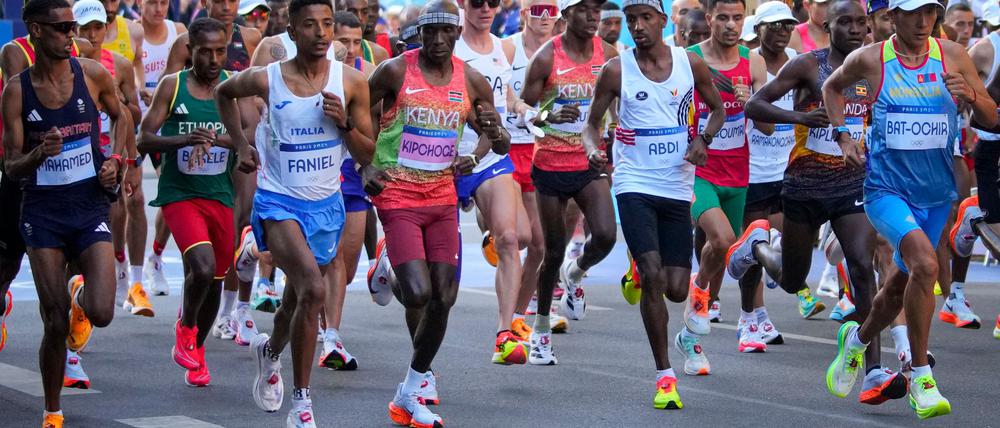 Bei den Olympischen Spielen  in Paris gab Kipchoge auf.