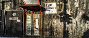 Der Eingang zum Club „Renate“ an der Grenze von Treptow zu Friedrichshain.